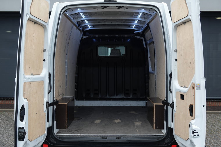Vehicle Image 21