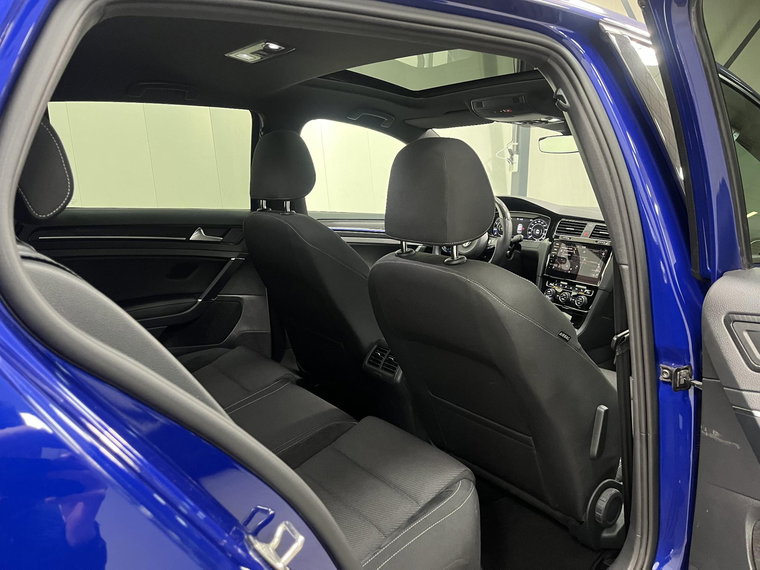 Vehicle Image 39