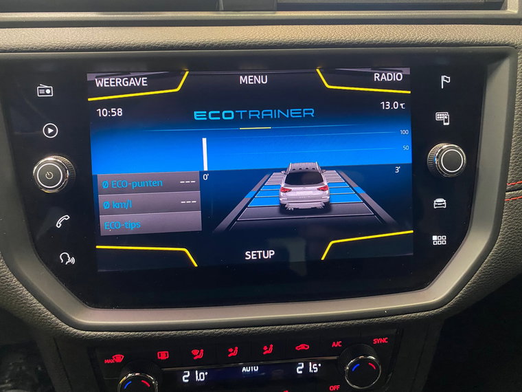 Vehicle Image 32