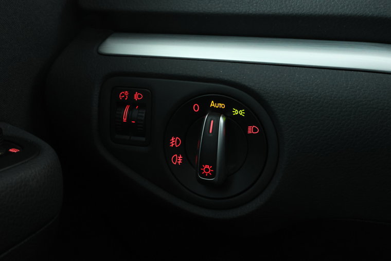 Vehicle Image 26