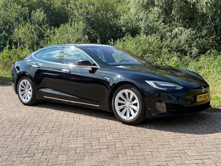 Vehicle Image 14