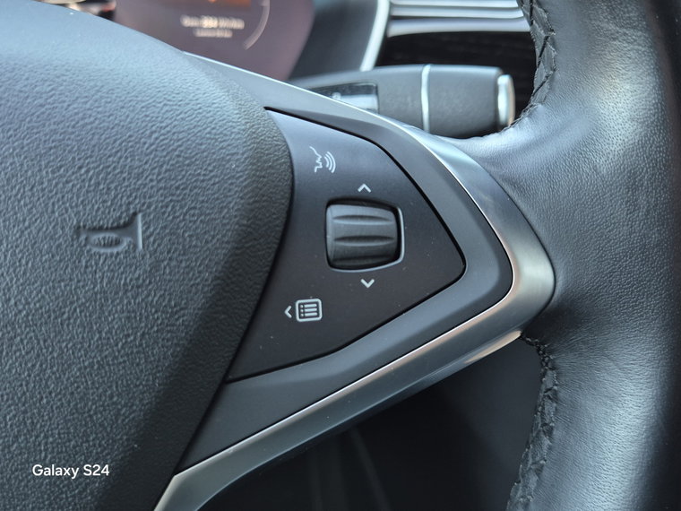 Vehicle Image 40