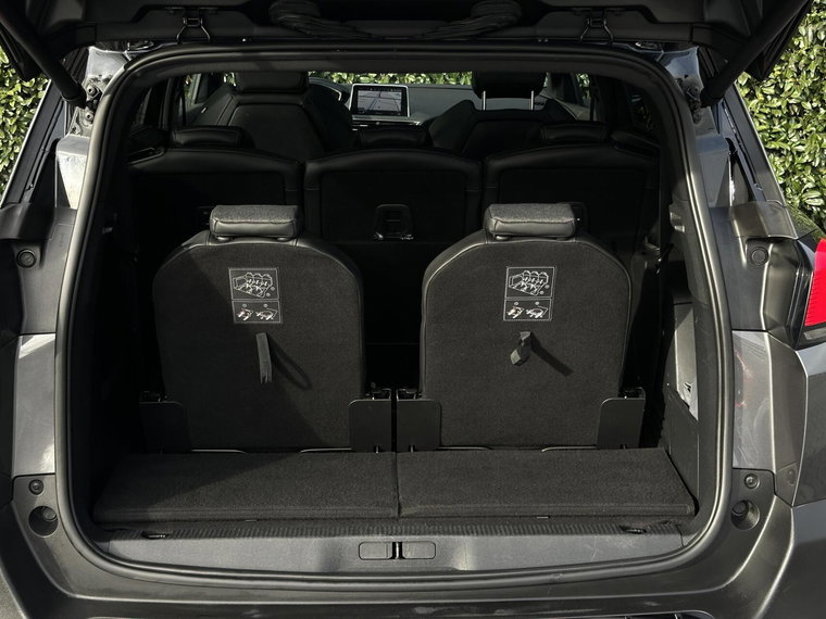 Vehicle Image 33