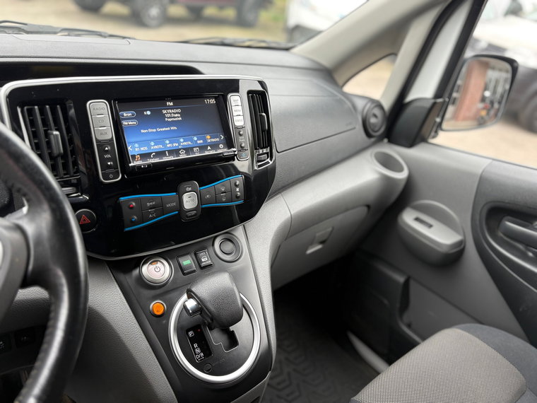 Vehicle Image 22