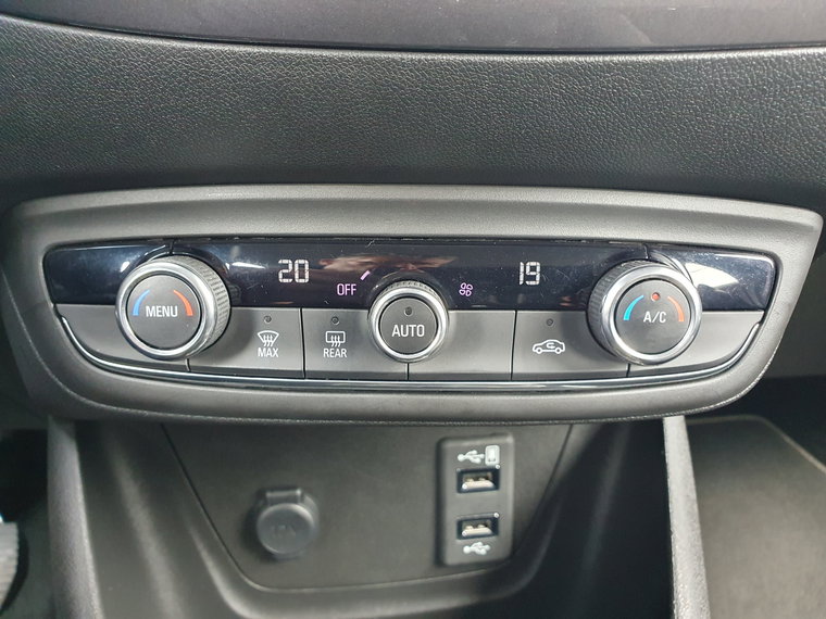 Vehicle Image 34