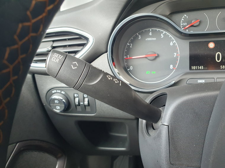 Vehicle Image 40
