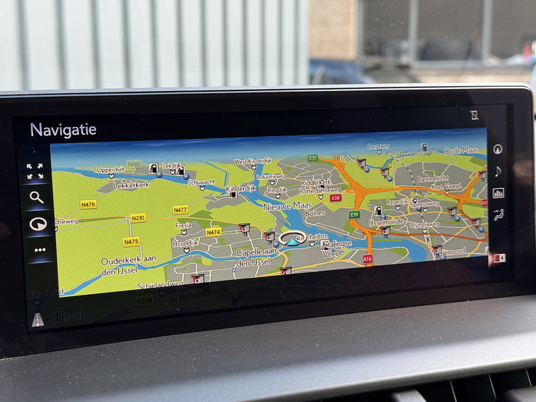 Vehicle Image 21