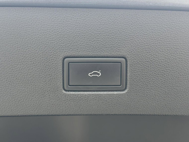 Vehicle Image 45