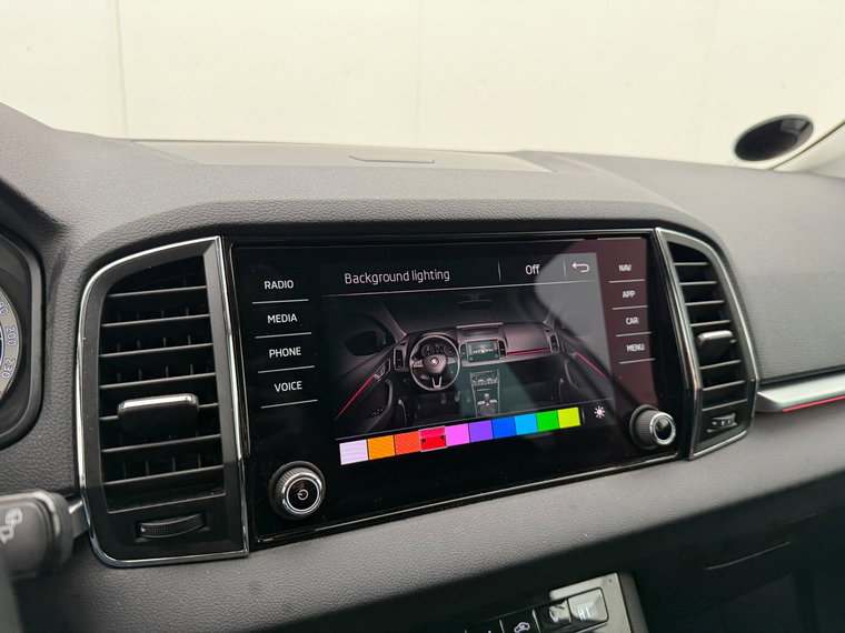 Vehicle Image 25