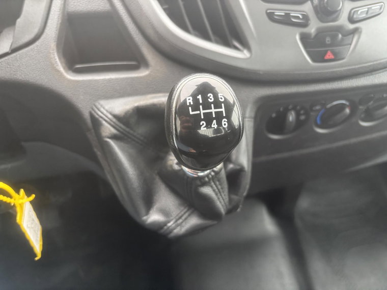 Vehicle Image 33