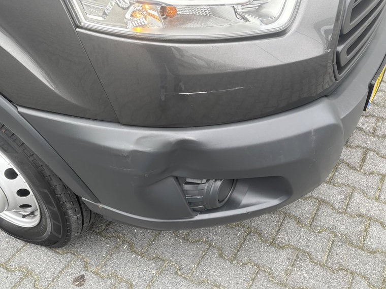 Vehicle Image 37