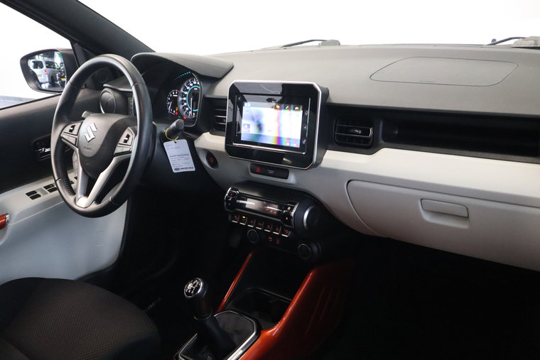 Vehicle Image 13