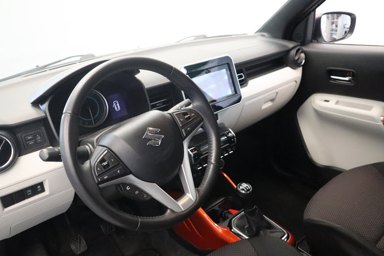 Vehicle Image 8