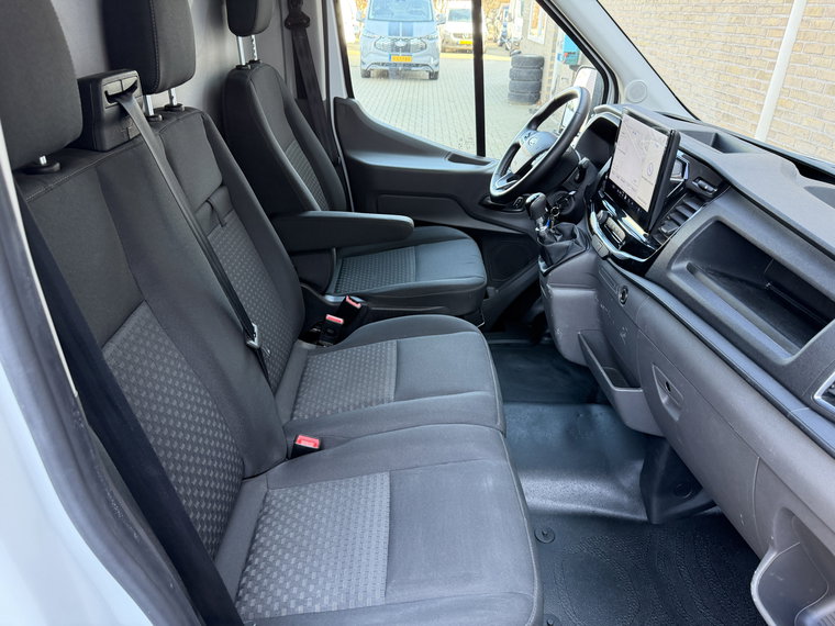 Vehicle Image 31
