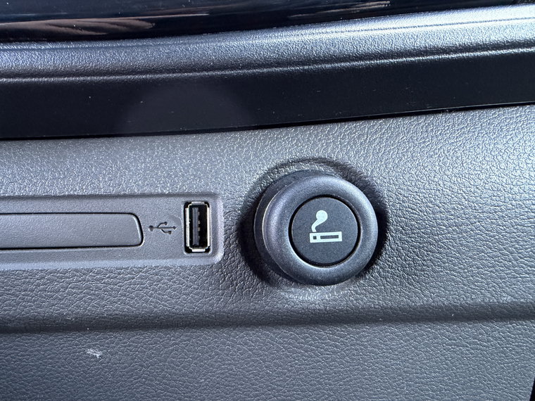 Vehicle Image 59