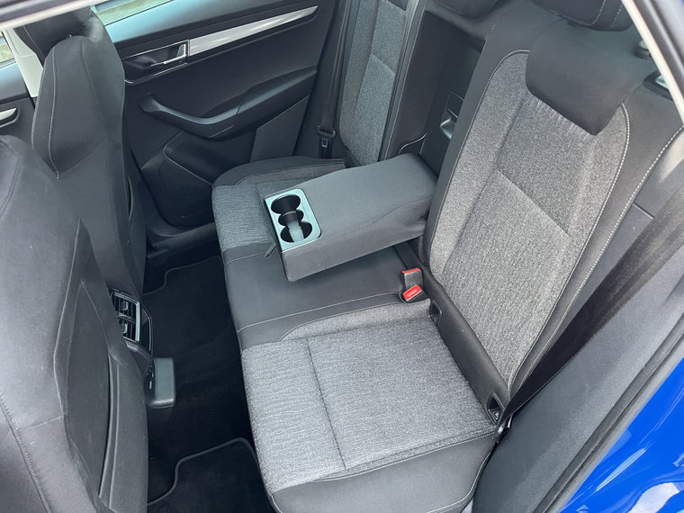 Vehicle Image 17