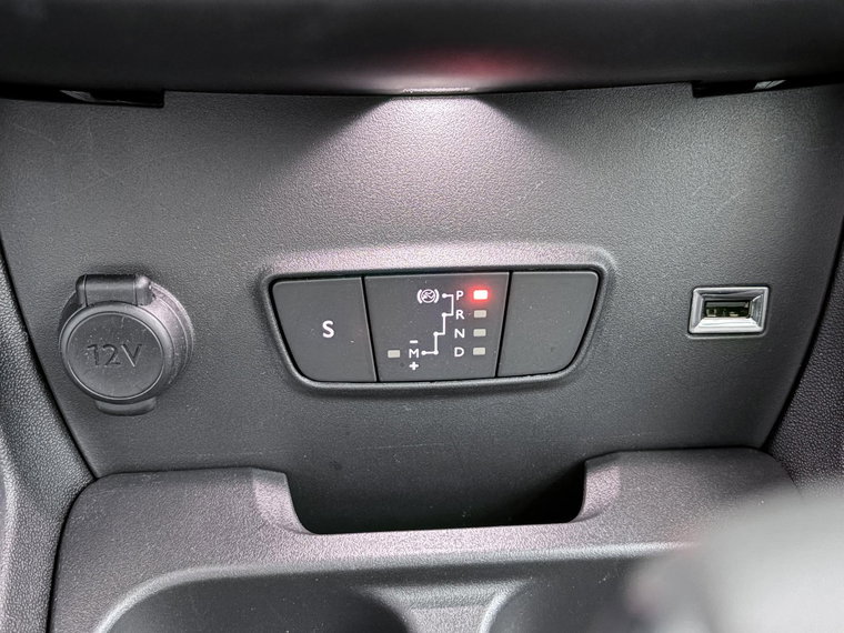 Vehicle Image 27