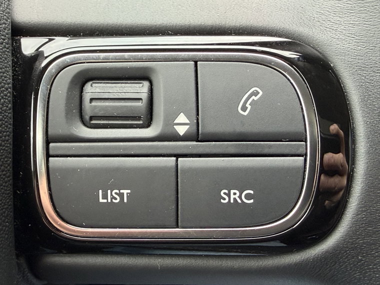 Vehicle Image 27