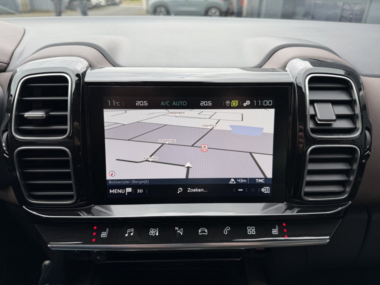 Vehicle Image 39