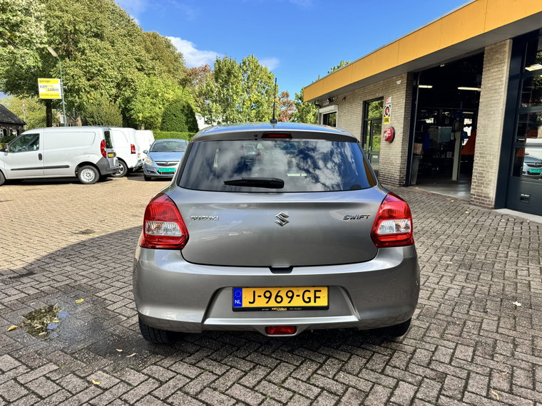 Vehicle Image 17