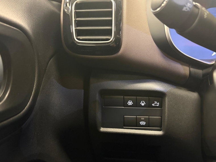 Vehicle Image 39