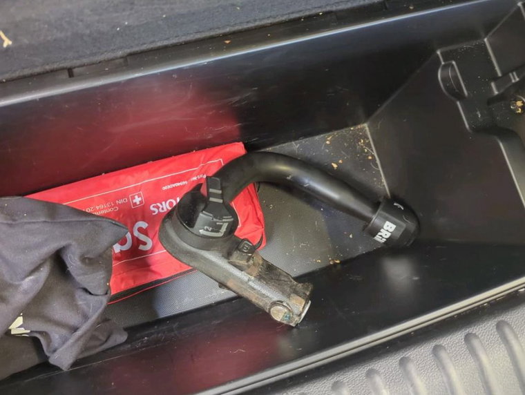 Vehicle Image 12