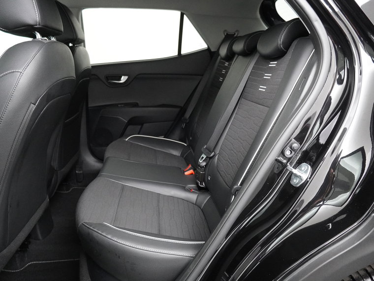 Vehicle Image 36