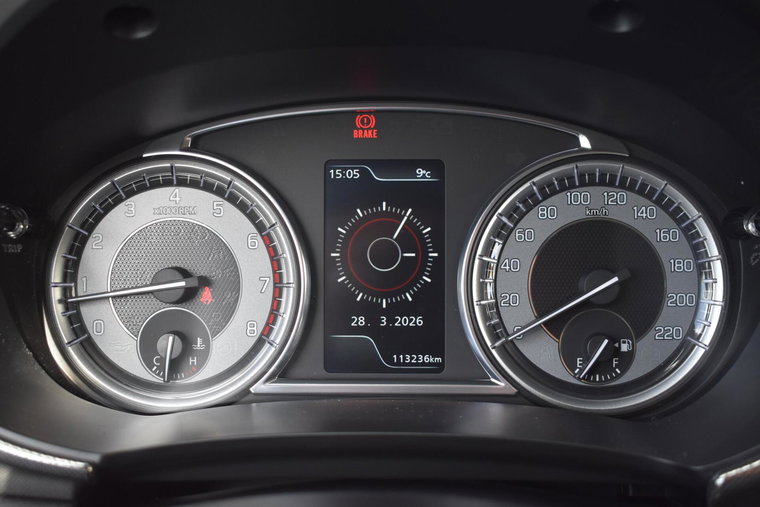 Vehicle Image 12