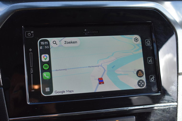 Vehicle Image 18