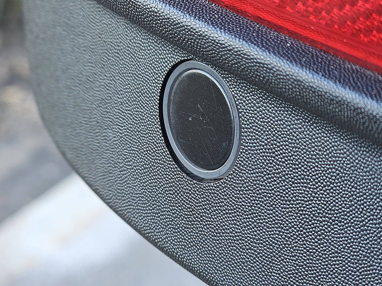 Vehicle Image 17