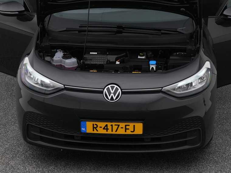 Vehicle Image 32