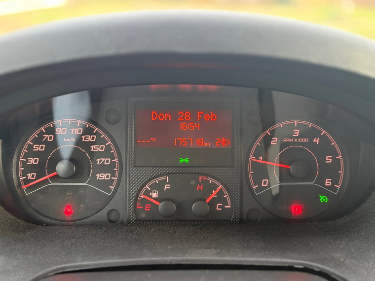 Vehicle Image 27