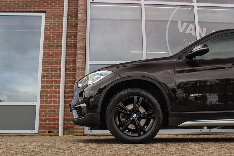 Vehicle Image 40