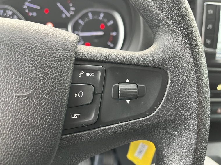Vehicle Image 39