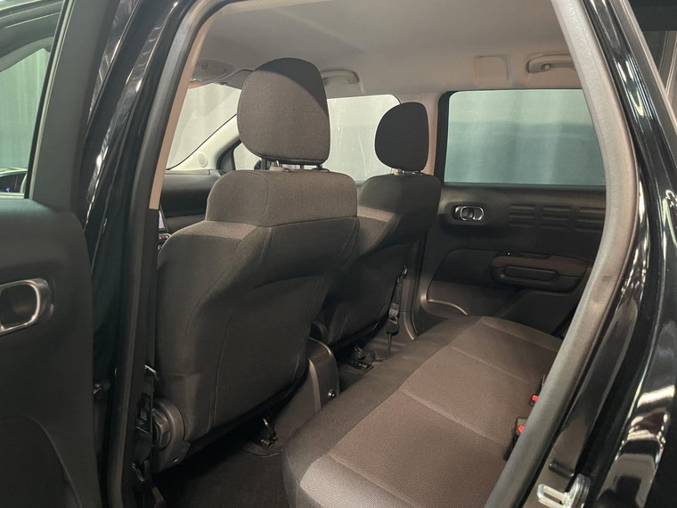Vehicle Image 33