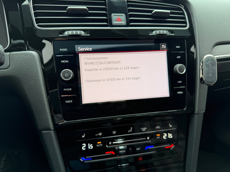 Vehicle Image 40