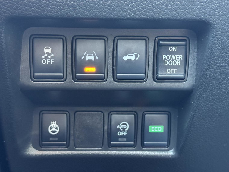 Vehicle Image 28