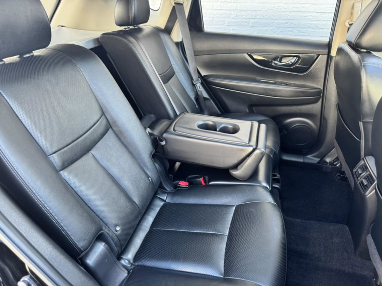 Vehicle Image 37