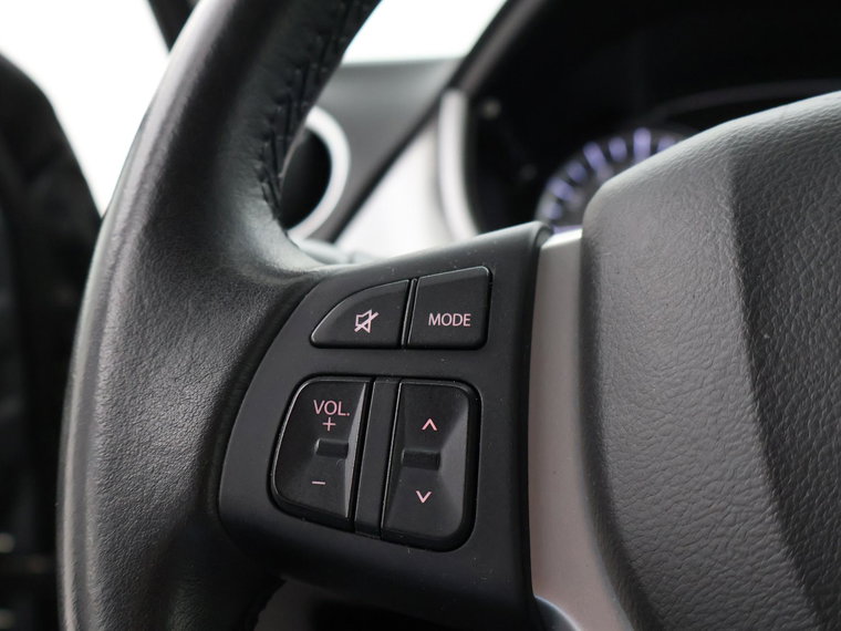 Vehicle Image 24