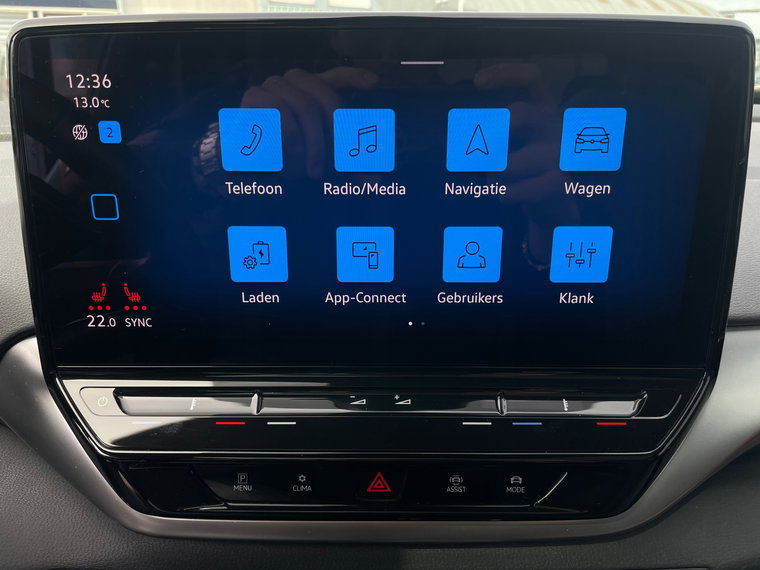 Vehicle Image 21