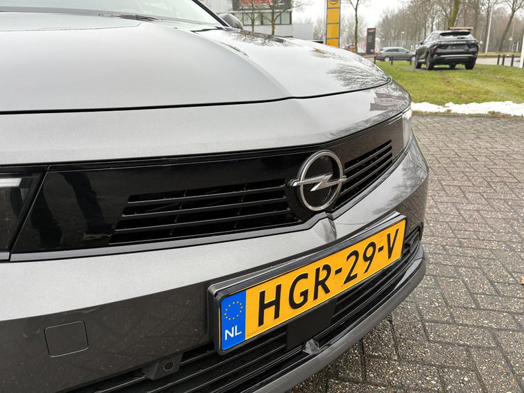 Vehicle Image 24