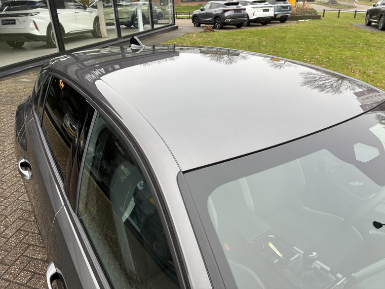 Vehicle Image 27