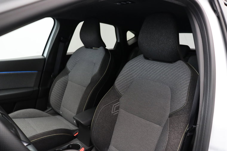 Vehicle Image 28