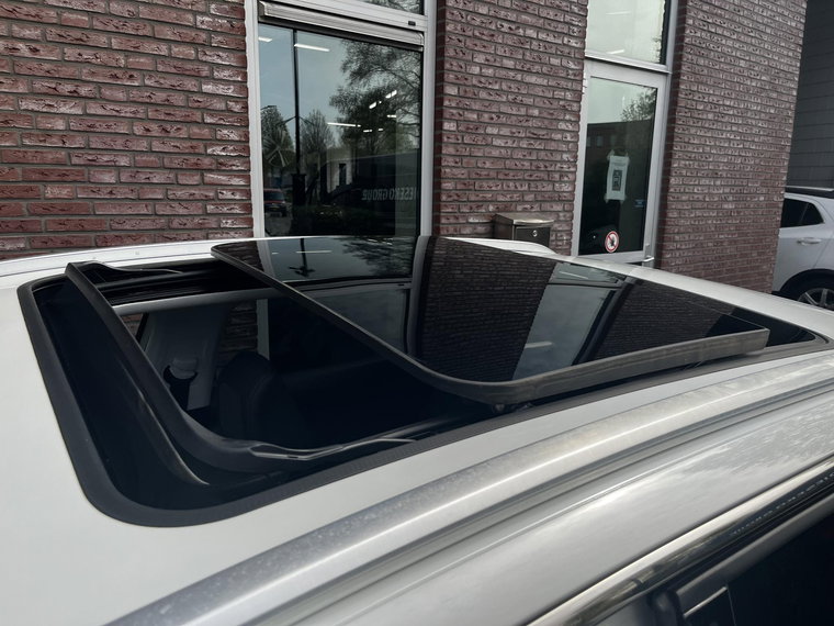 Vehicle Image 40