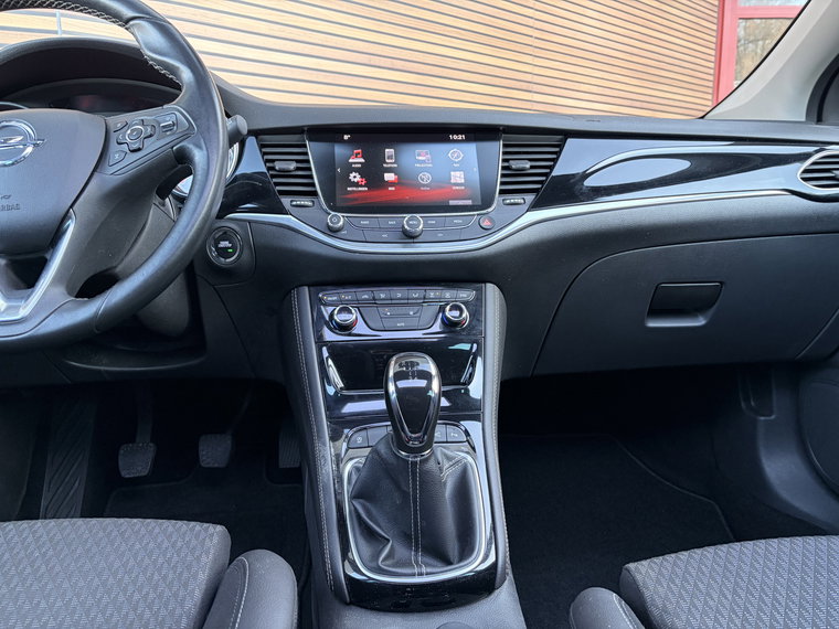 Vehicle Image 33