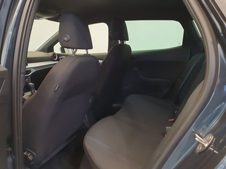 Vehicle Image 23
