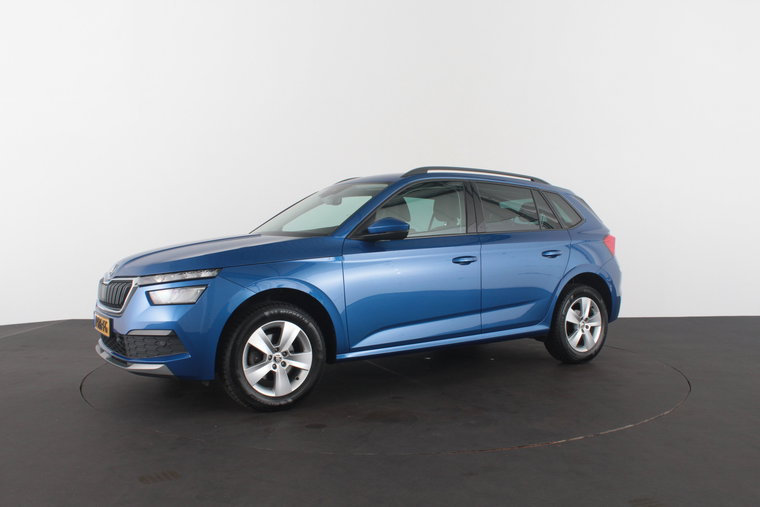 Vehicle Image 8