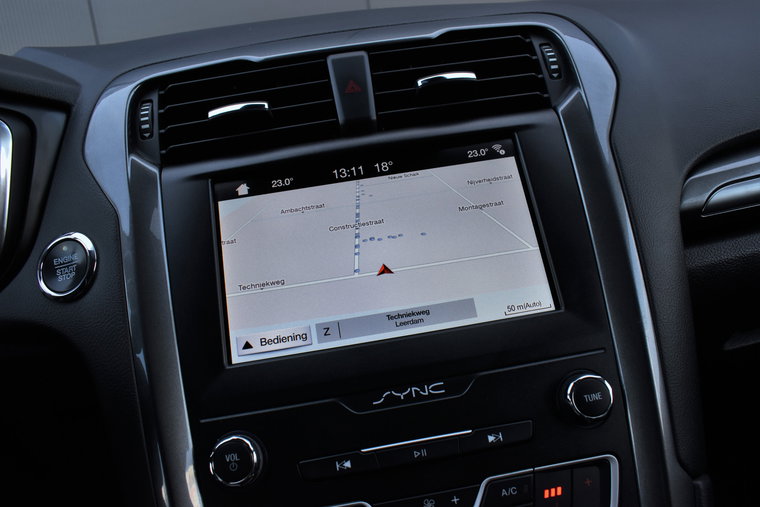 Vehicle Image 18