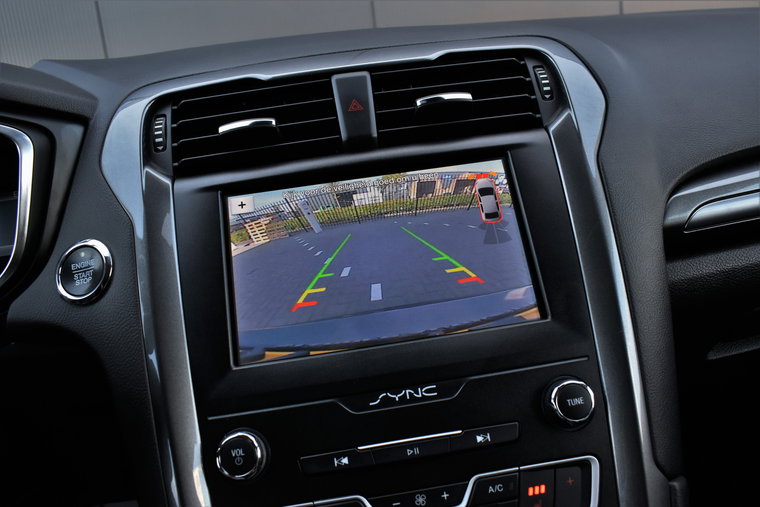 Vehicle Image 19