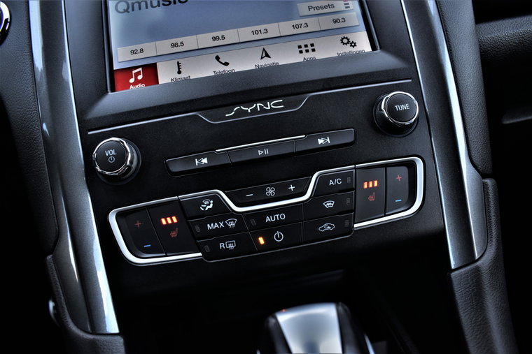 Vehicle Image 22